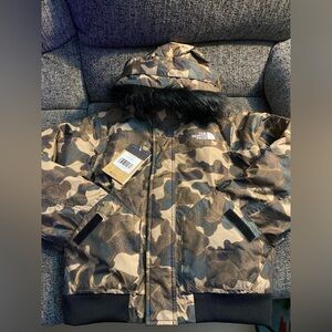 North face camouflage jacket 600